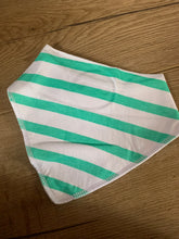 Load image into Gallery viewer, Bandana bibs - 24 styles!!