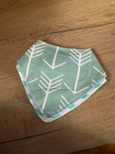Load image into Gallery viewer, Bandana bibs - 24 styles!!
