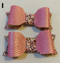 Load image into Gallery viewer, Hallie and Moo hand made hair bows / hair clips with Aligator clips set 2
