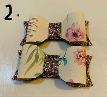 Load image into Gallery viewer, Hallie and Moo hand made hair bows / hair clips with Aligator clips set 2

