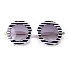 Load image into Gallery viewer, Girls fashion sunnies - 5 colours
