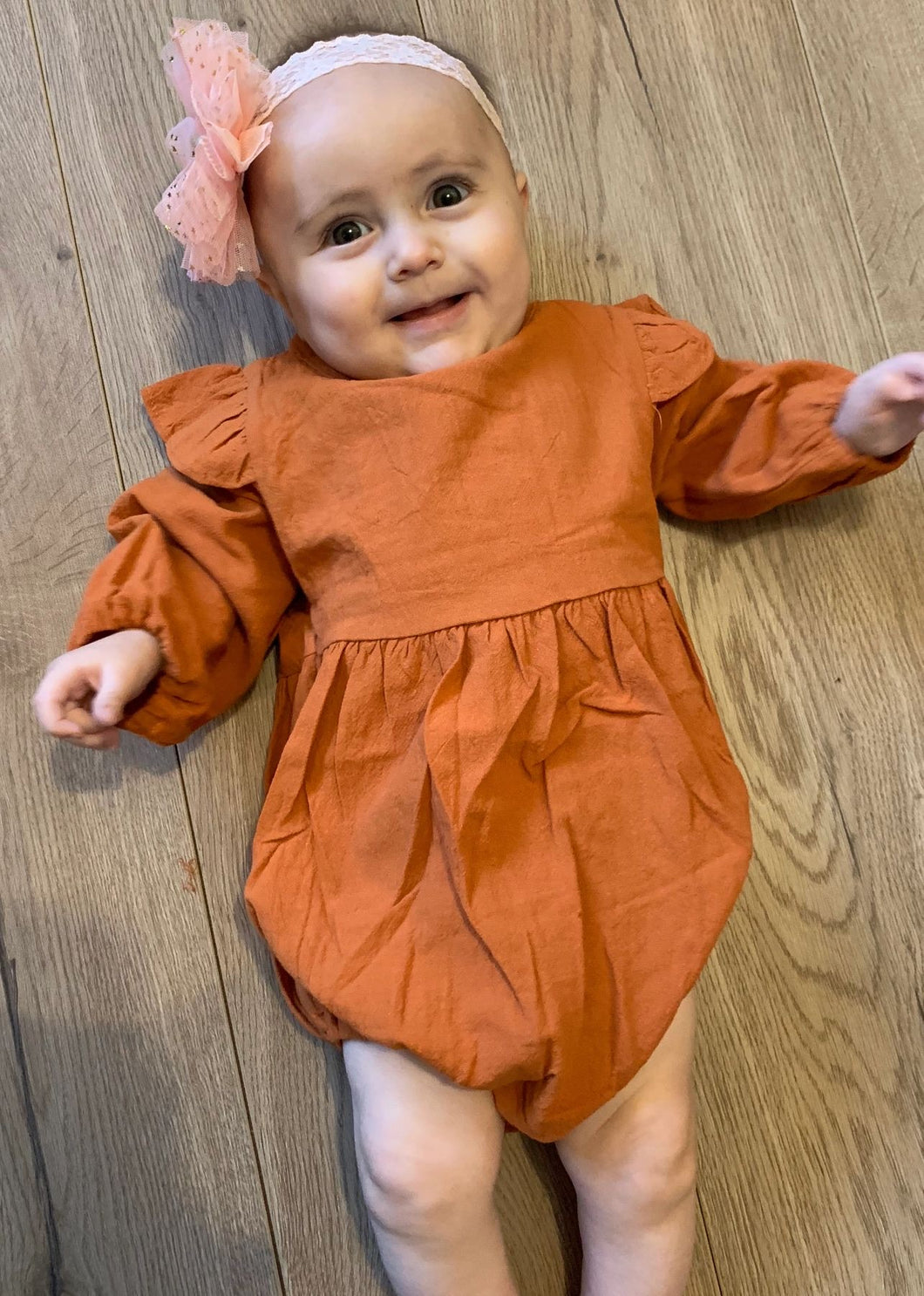 Long sleeve mustard/brown romper