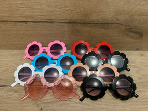 Children’s fashion sunnies / glasses