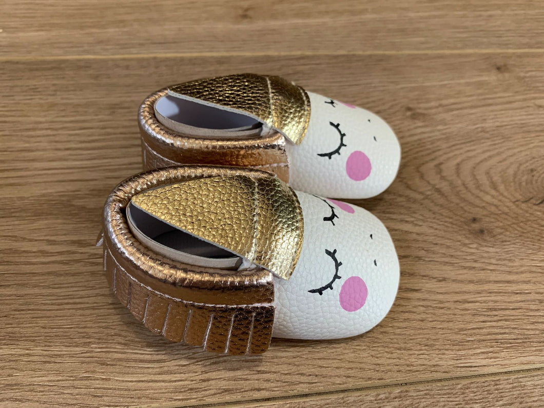 Girls soft sole unicorn shoes; gold